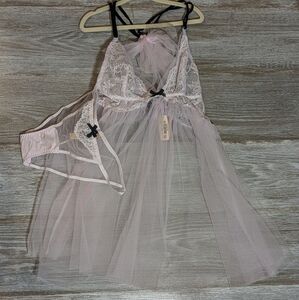 Victoria's secret 2 piece tulle lingerie medium light pink with black bows NWT